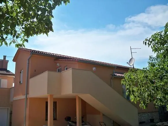 Ferienwohnung In Banjole Mit Terrasse Und Grill
