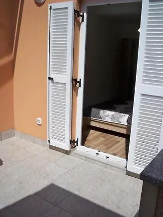 Ferienwohnung In Banjole Mit Terrasse Und Grill Apartment